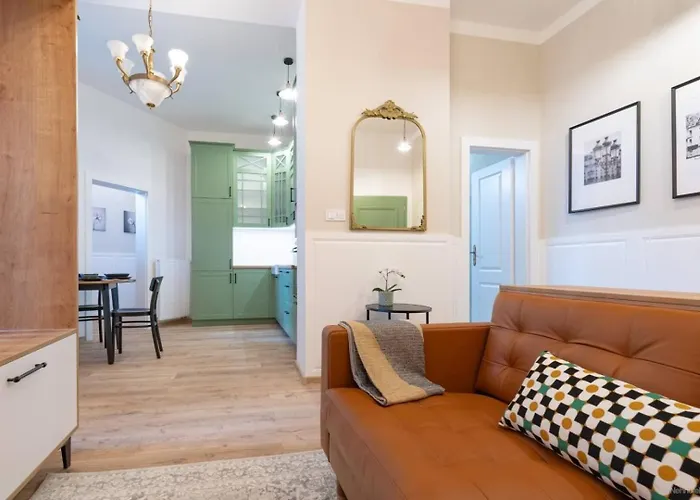 Tost Palace - Centrum With Private Parking * קושיצה