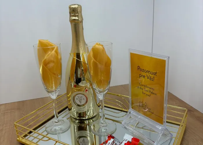 Apartamento Tost Palace - Centrum With Private Parking